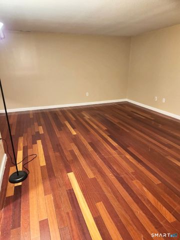 47 Trolley Crossing Lane 47, Middletown, CT 06457