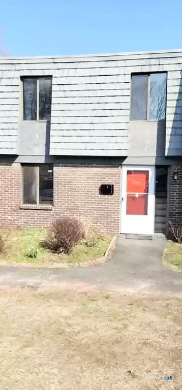 47 Trolley Crossing Lane 47, Middletown, CT 06457