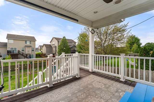 2225 SE Prairie Creek Drive, Waukee, IA 50263