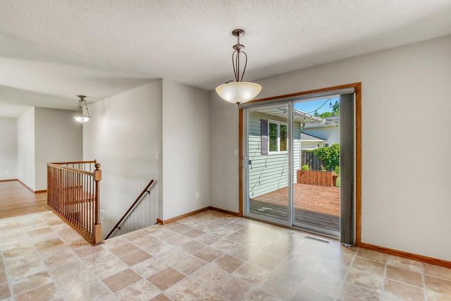 2206 Chancery Street S, Moorhead, MN 56560