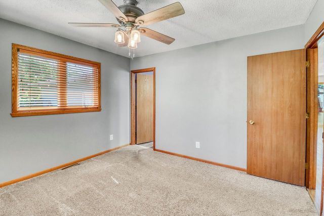 2206 Chancery Street S, Moorhead, MN 56560