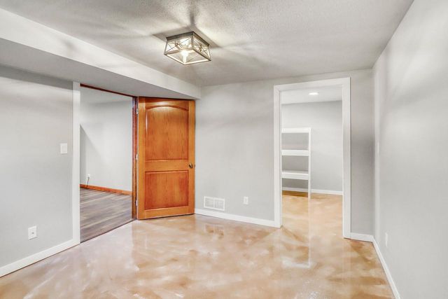 2206 Chancery Street S, Moorhead, MN 56560