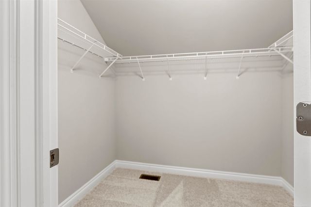 2209 Chase Drive 101, Howell, MI 48855