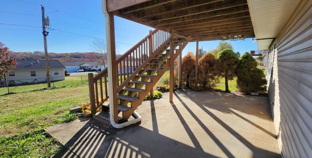 1714 Amy Street, West Plains, MO 65775