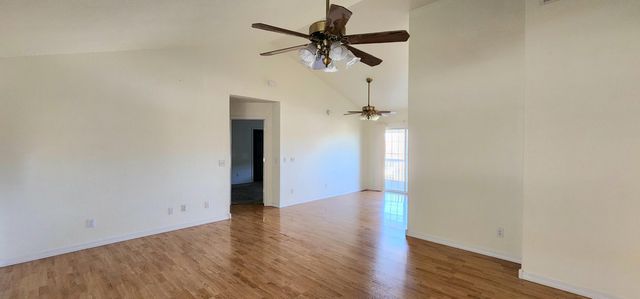 1714 Amy Street, West Plains, MO 65775