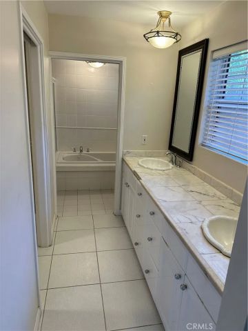 435 Talbert St, Playa Del Rey, CA 90293
