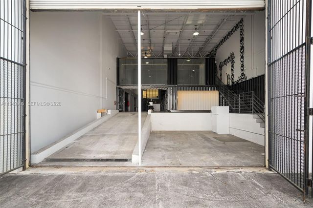 7620 NW 25th St 3, Miami, FL 33122