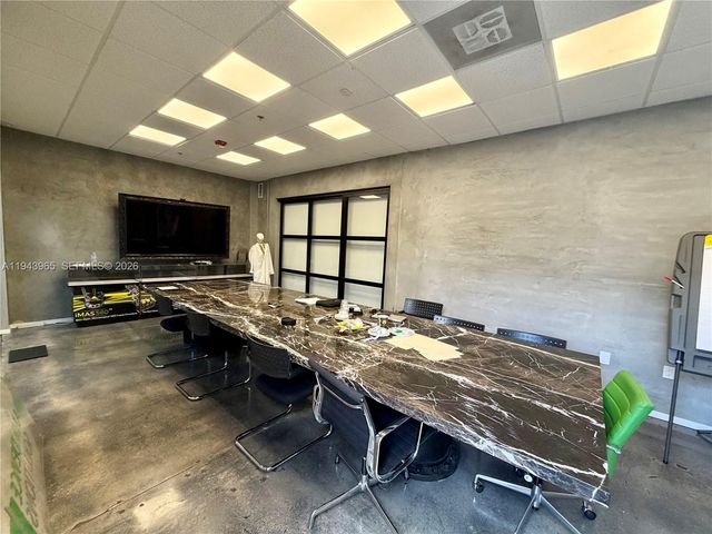 7620 NW 25th St 3, Miami, FL 33122