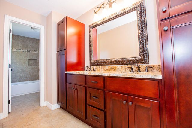 550 Briarwood Drive, Southlake, TX 76092