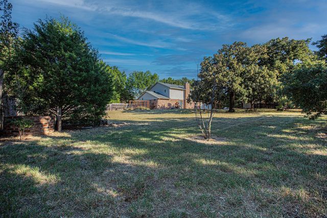 550 Briarwood Drive, Southlake, TX 76092