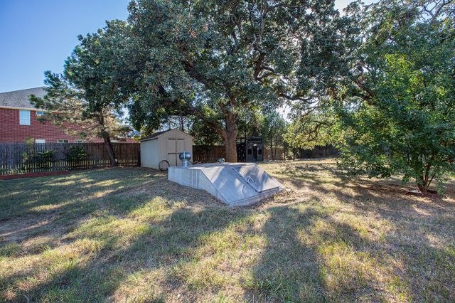 550 Briarwood Drive, Southlake, TX 76092