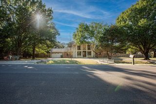550 Briarwood Drive, Southlake, TX 76092
