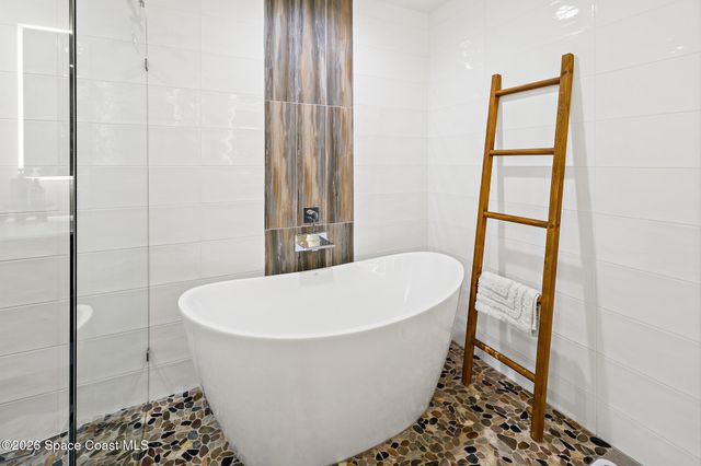 511 Eleuthera Lane, Indian Harbour Beach, FL 32937