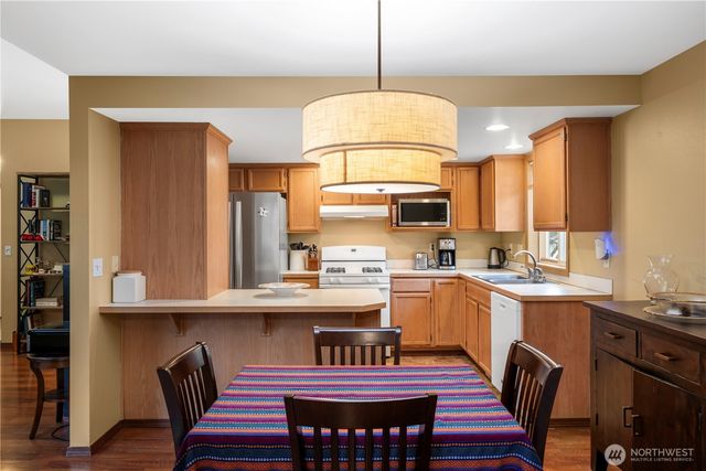 6809 77th Avenue NE, Marysville, WA 98270