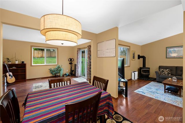 6809 77th Avenue NE, Marysville, WA 98270