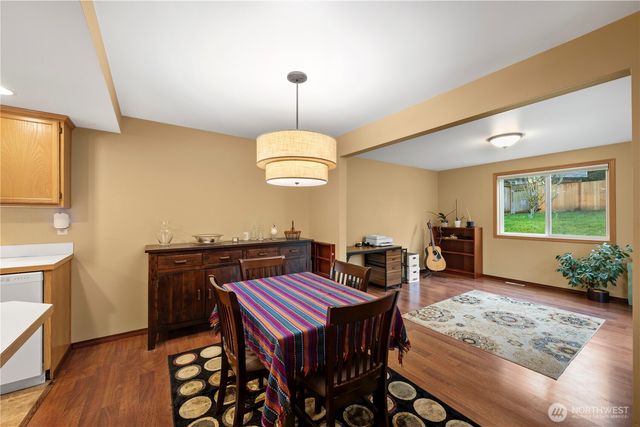 6809 77th Avenue NE, Marysville, WA 98270