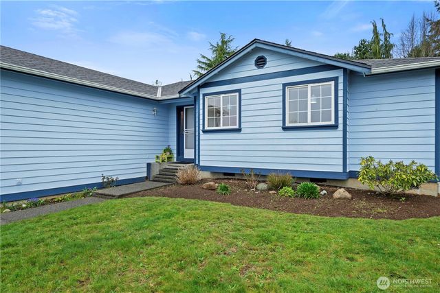 6809 77th Avenue NE, Marysville, WA 98270