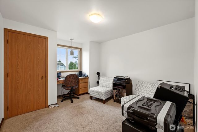 6809 77th Avenue NE, Marysville, WA 98270