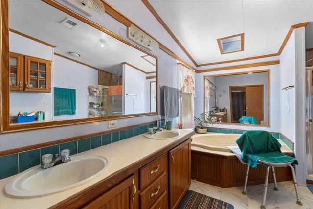 1914 SW JIm Clark Rd, Madison, FL 32340