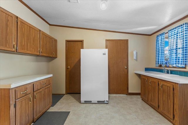 1914 SW JIm Clark Rd, Madison, FL 32340