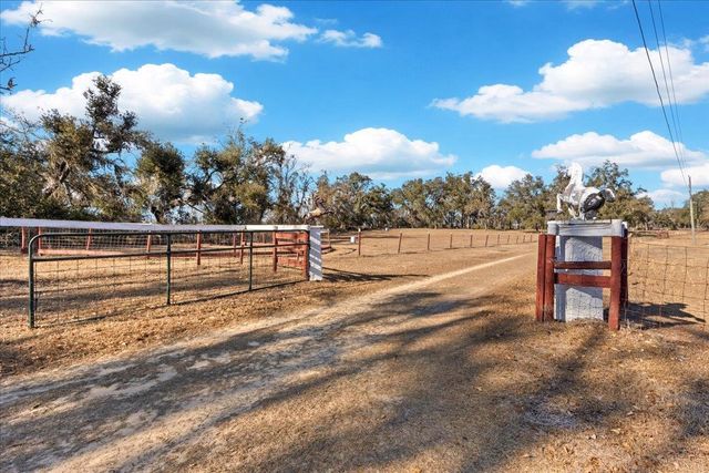 1914 SW JIm Clark Rd, Madison, FL 32340