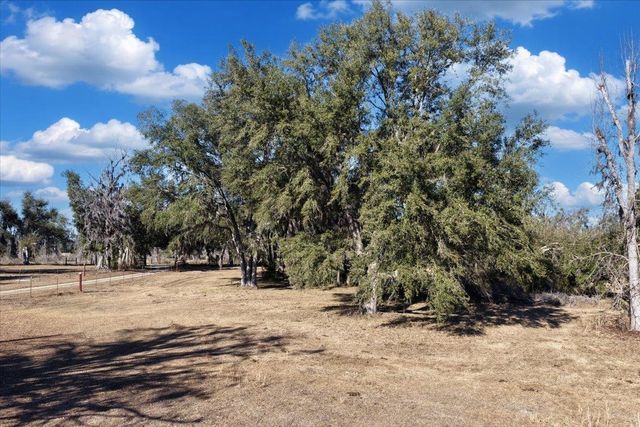 1914 SW JIm Clark Rd, Madison, FL 32340