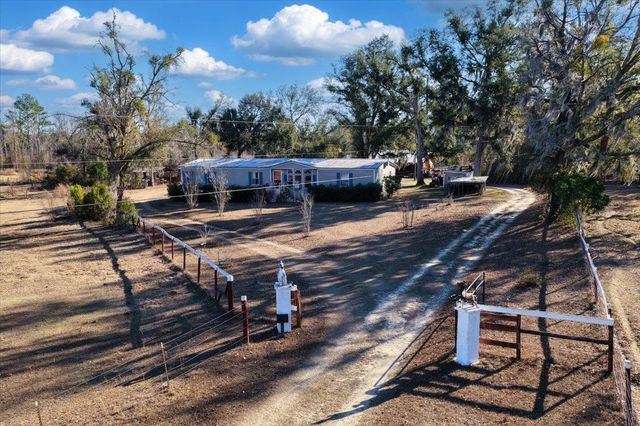 1914 SW JIm Clark Rd, Madison, FL 32340