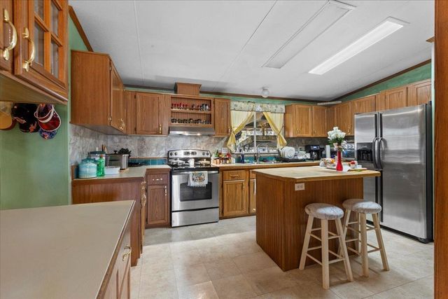 1914 SW JIm Clark Rd, Madison, FL 32340