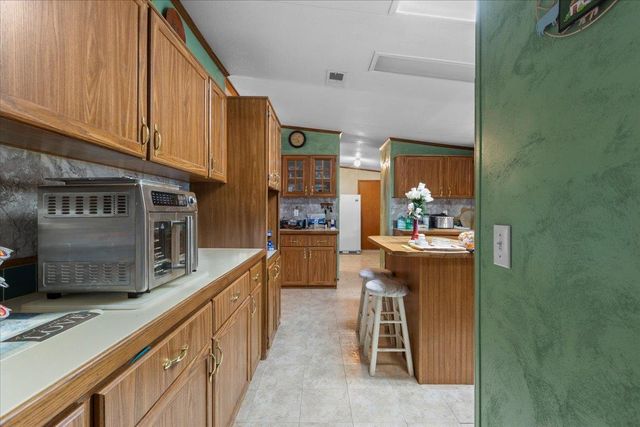 1914 SW JIm Clark Rd, Madison, FL 32340