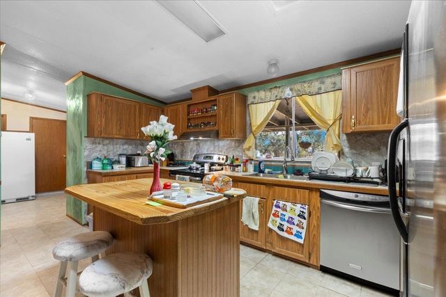 1914 SW JIm Clark Rd, Madison, FL 32340