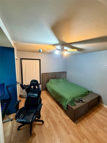 2210 S Union Street, Des Moines, IA 50315