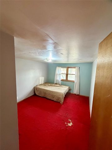 2210 S Union Street, Des Moines, IA 50315