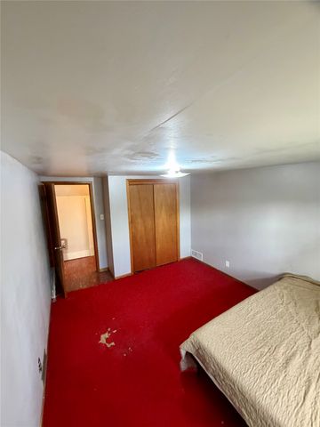 2210 S Union Street, Des Moines, IA 50315