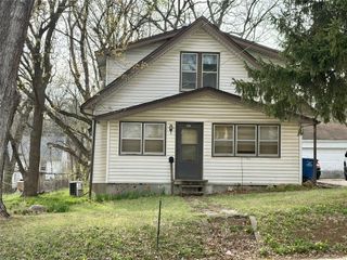 2210 S Union Street, Des Moines, IA 50315