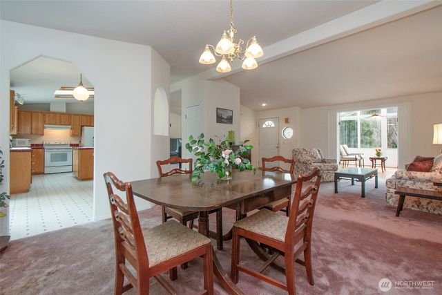 62 Johnson Road, Port Angeles, WA 98363