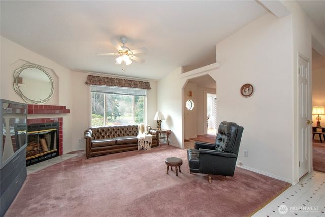 62 Johnson Road, Port Angeles, WA 98363