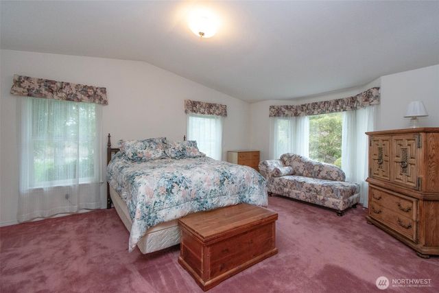 62 Johnson Road, Port Angeles, WA 98363
