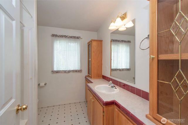 62 Johnson Road, Port Angeles, WA 98363