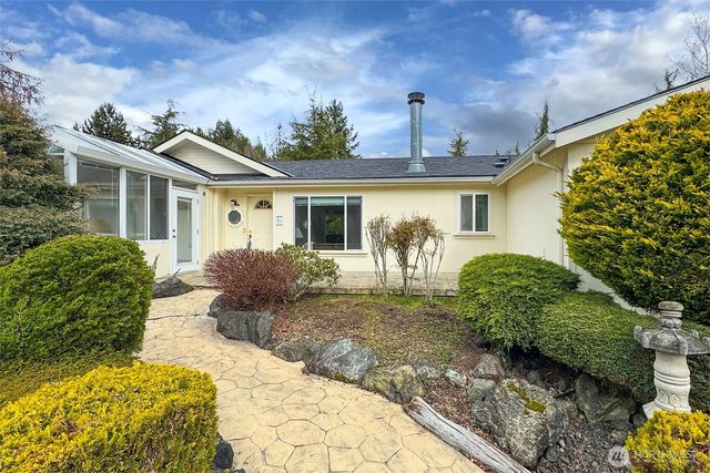 62 Johnson Road, Port Angeles, WA 98363