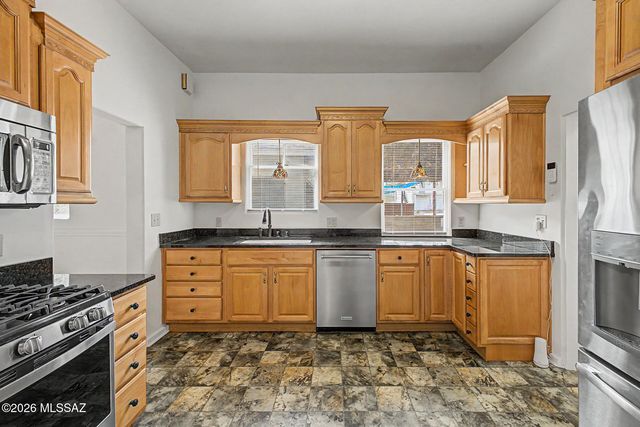 709 E 5th Street, Tucson, AZ 85719