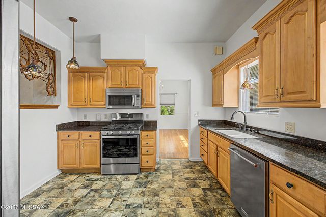 709 E 5th Street, Tucson, AZ 85719