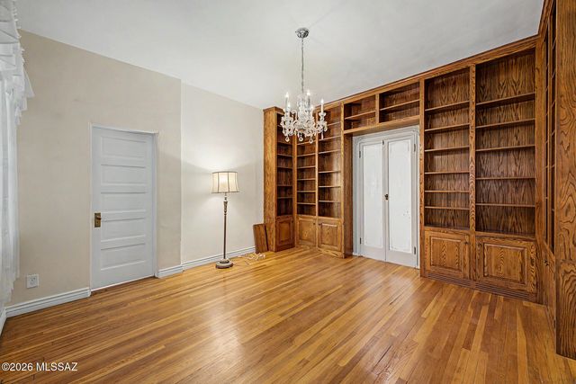 709 E 5th Street, Tucson, AZ 85719
