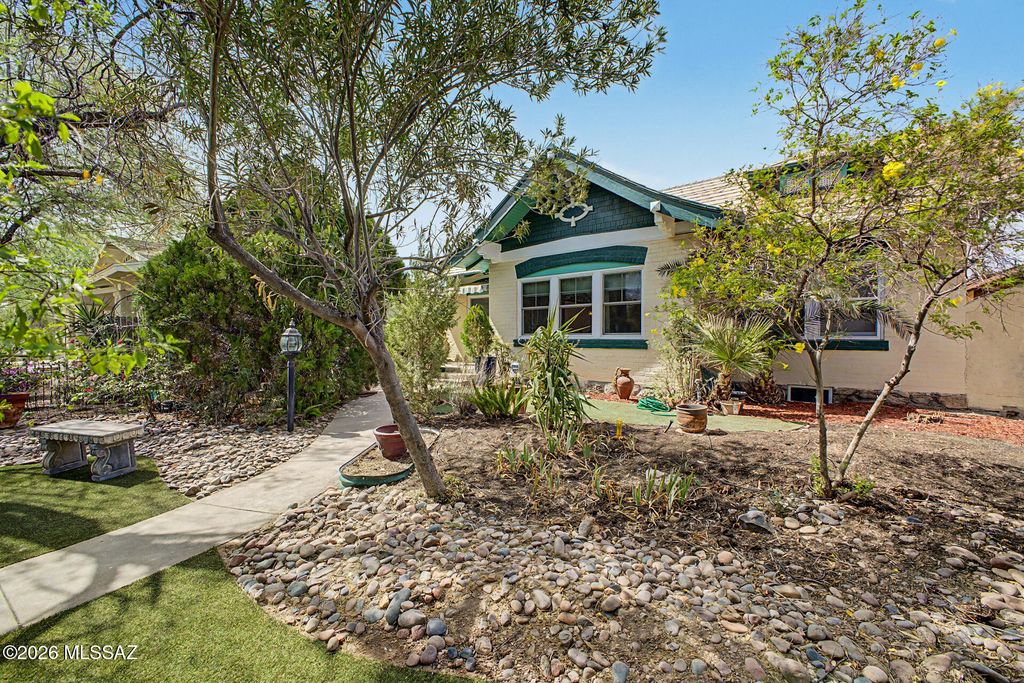 709 E 5th Street, Tucson, AZ 85719