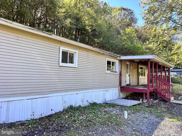 152 HAWSBRICK ST, Lewistown, PA 17044