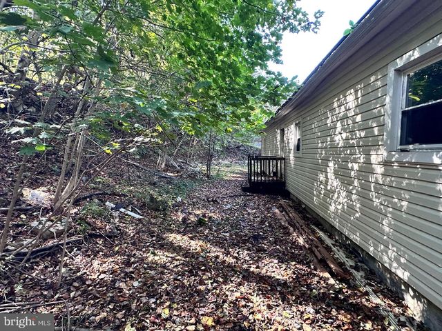 152 HAWSBRICK ST, Lewistown, PA 17044