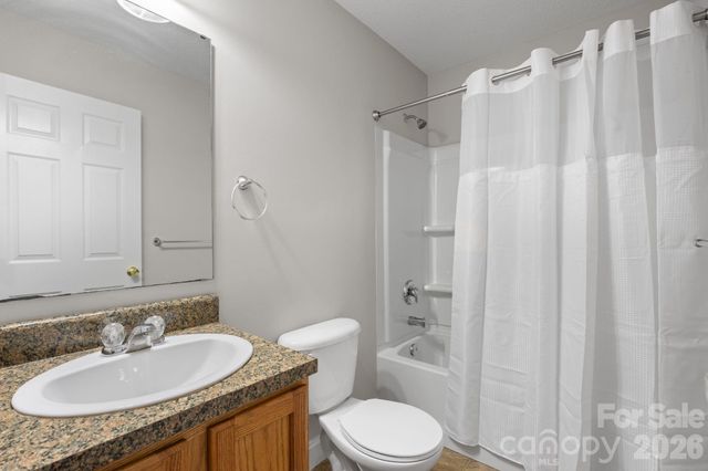 53 W Newberry Drive, Fletcher, NC 28732