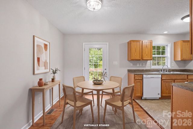 53 W Newberry Drive, Fletcher, NC 28732