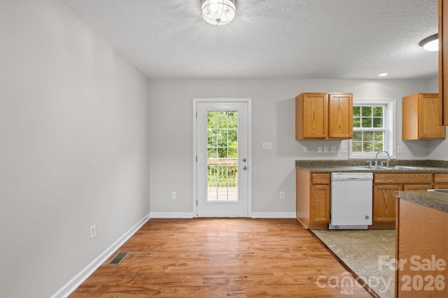 53 W Newberry Drive, Fletcher, NC 28732
