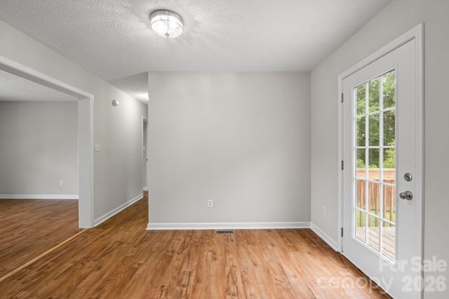 53 W Newberry Drive, Fletcher, NC 28732