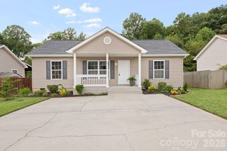 53 W Newberry Drive, Fletcher, NC 28732